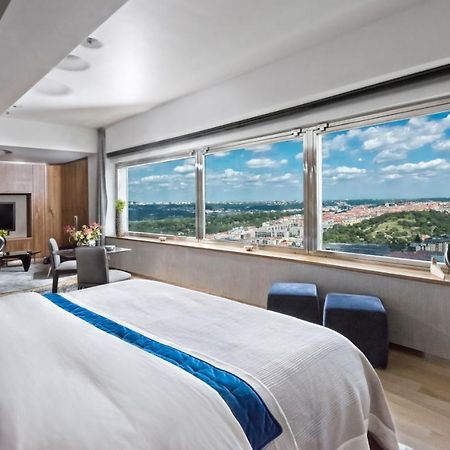 Sky Suite Hotel Prague Luaran gambar