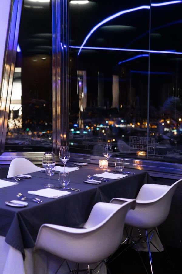 Sky Suite Hotel Prague Luaran gambar