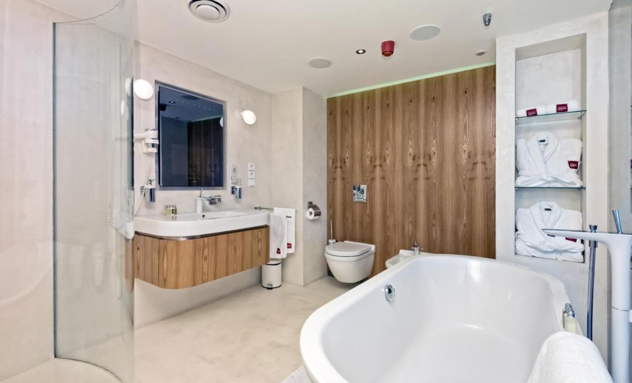 Sky Suite Hotel Prague Luaran gambar