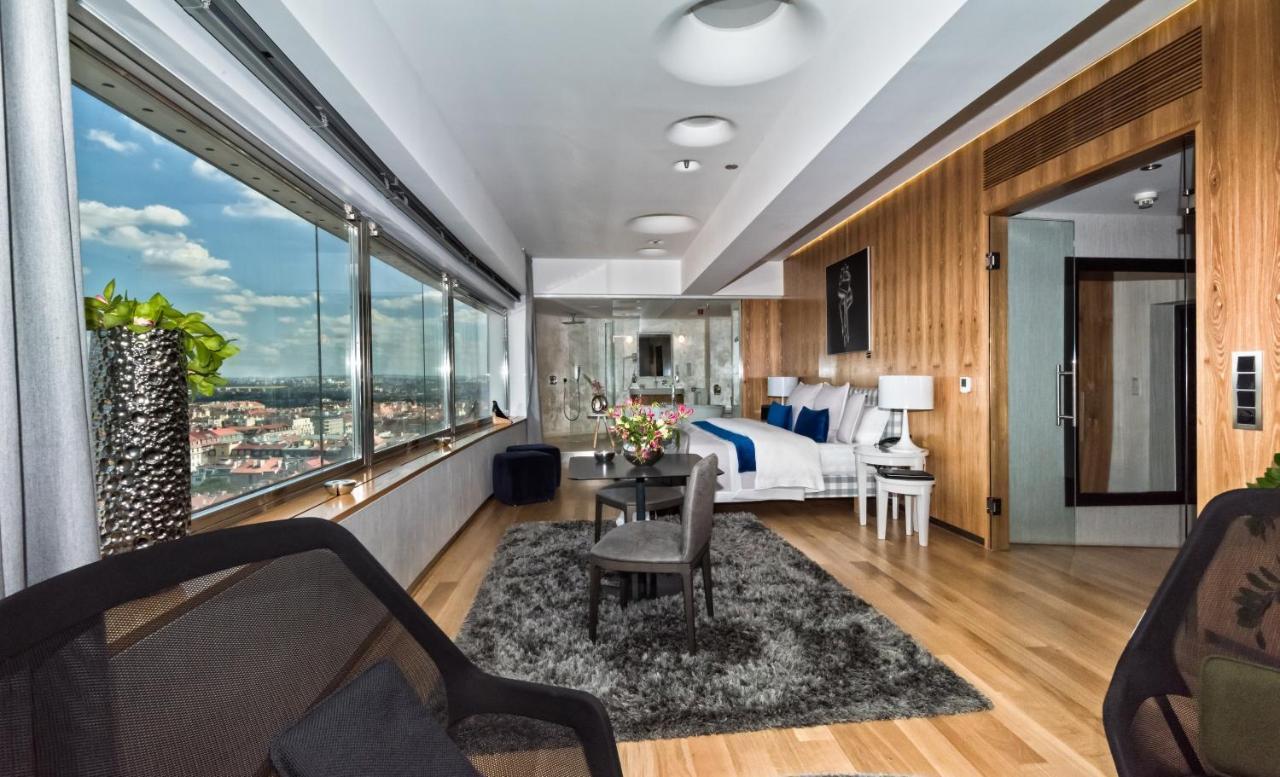 Sky Suite Hotel Prague Luaran gambar