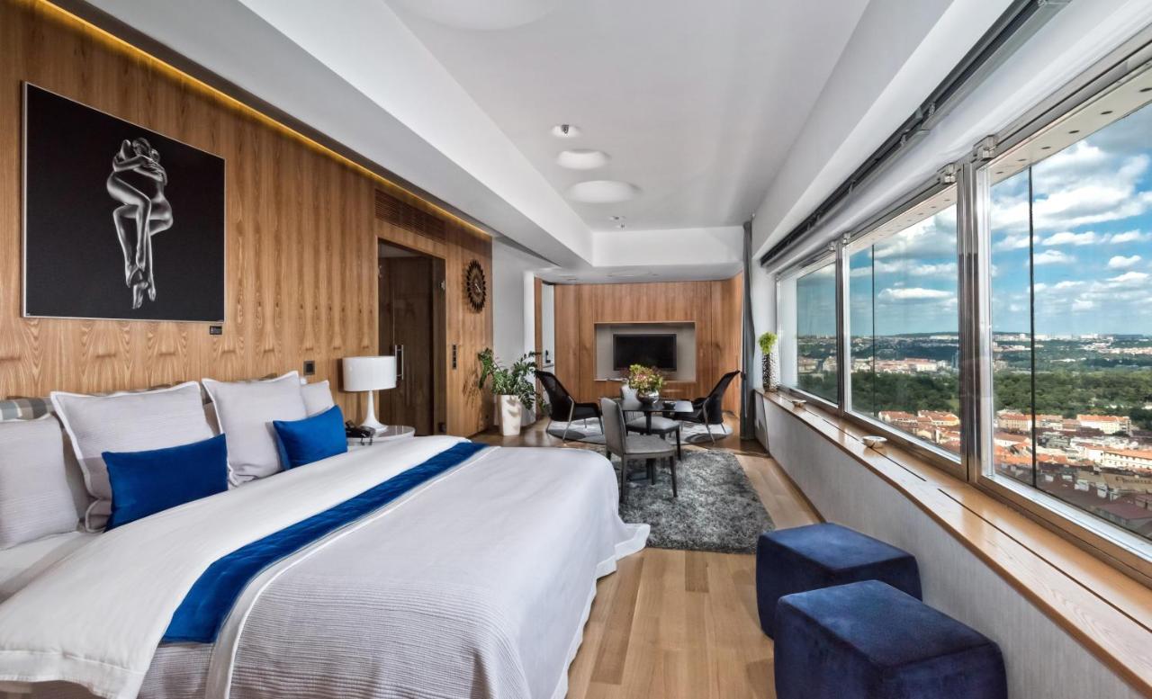 Sky Suite Hotel Prague Luaran gambar